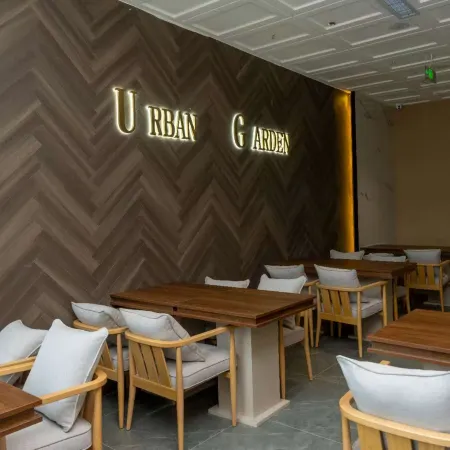 Urban Garden Hotel（Golmu Kunlun Square Store）