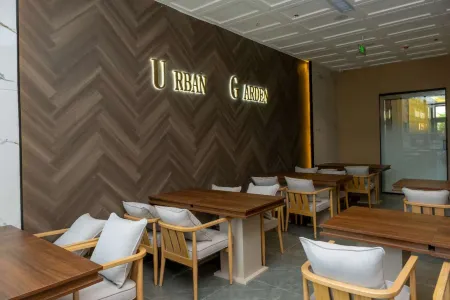 Urban Garden Hotel（Golmu Kunlun Square Store）