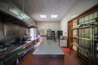 Runfeng Chinese Inn - Kitchens