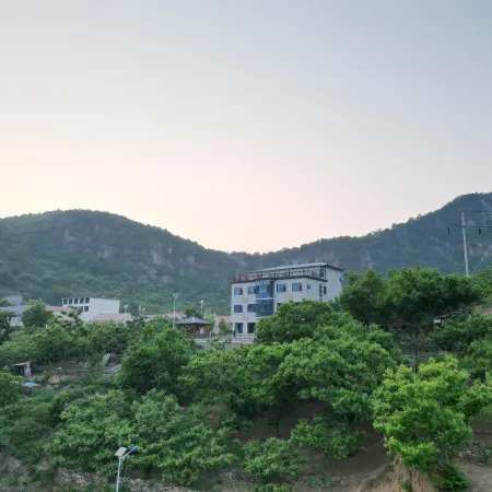 Xinglong Lizike Lake Homestay