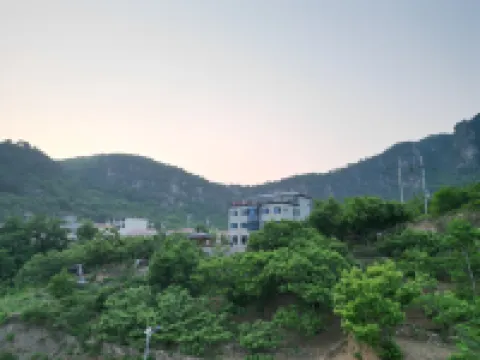 栗子殼·湖畔民宿