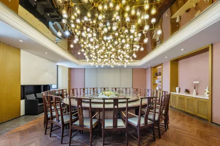 Wassim Hotel Отели рядом с достопримечательностью «Shanghai Jiguang Polytechnic College»