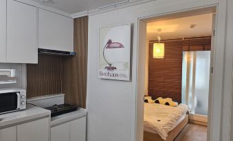 8 minutes away from Chungmuro Station, including breakfast, hill location