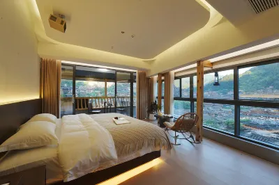Muchen Mountain Residence Homestay (Xijiang Qianhu Miao Village) Hotels near No.6 Fengyu Bridge