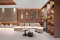 첸먀오 이쥐 호텔 (시장 첸후 먀오 빌리지 북문)
