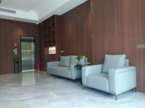 Tongren Baiyue Hotel