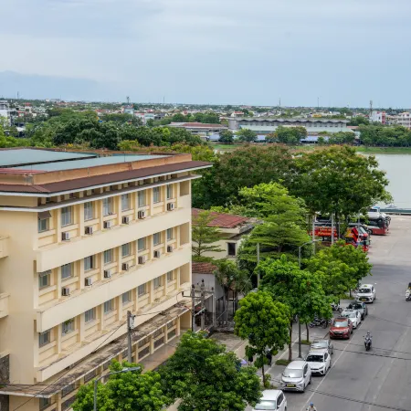 SOL Center Hotel