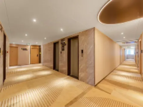 โรงแรม IU (สถานีรถไฟหลินอี้)