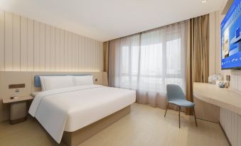 Hanting Hotel (Dalian Lvshun Central Plaza Store)