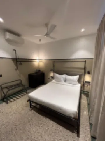 เวลเลสลีย์ โรงแรม