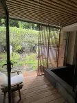 Hidden Waves Hot Spring Boutique Inn - Kaplıcalı