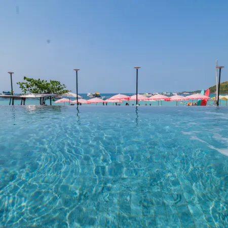 ENNKAI Beachfront Resort Koh Larn