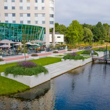 Flonk Hotel Groningen Zuid, BW Signature Collection