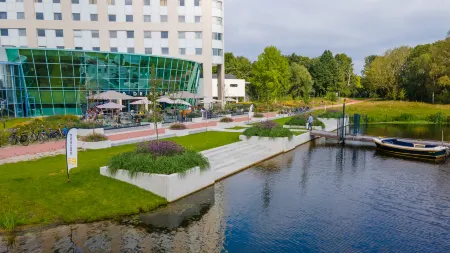 Flonk Hotel Groningen Zuid, BW Signature Collection Отели рядом с достопримечательностью «Simplon Poppodium»