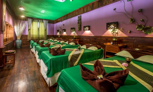 Empress Angkor Resort & Spa