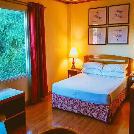 Ridgewood Hotel Baguio near The Mansion