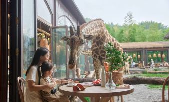 Giraffe Manor Hotel