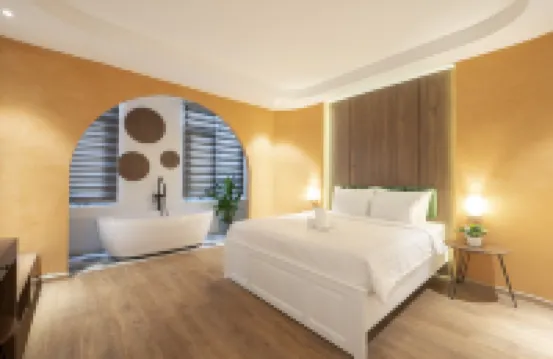 Lá Hotel Nguyễn Văn Dung Các khách sạn gần Công Viên Nhạc Nước Van Phuc City