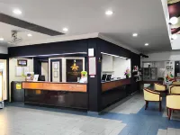 雙溪大年榭麗大飯店 中央廣場附近的飯店