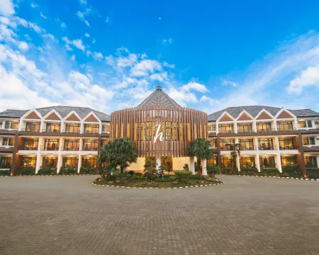 Horison Resort Tulip Puncak Hotels in Cipanas