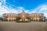 Horison Resort Tulip Puncak Hotel dekat Basecamp gede pangrango via putri cibodas