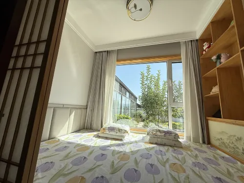 Xiaoman Courtyard-Style Hotel - balcony