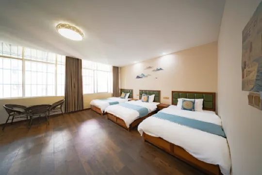 South - North Inn (Zhangjiajie TianmenMountain )