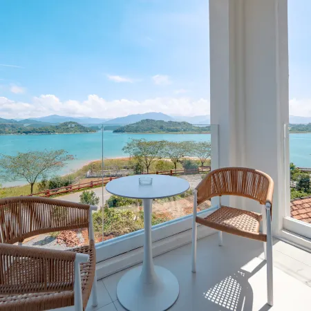 Udream · Youju Boutique Stay (Dongjiang Lake)