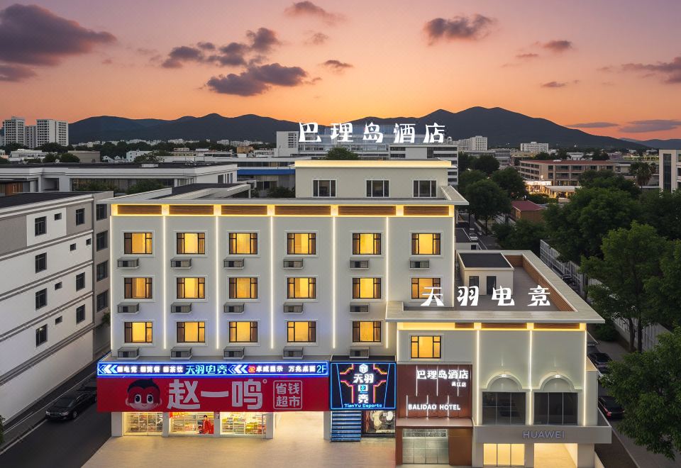 hotel overview picture