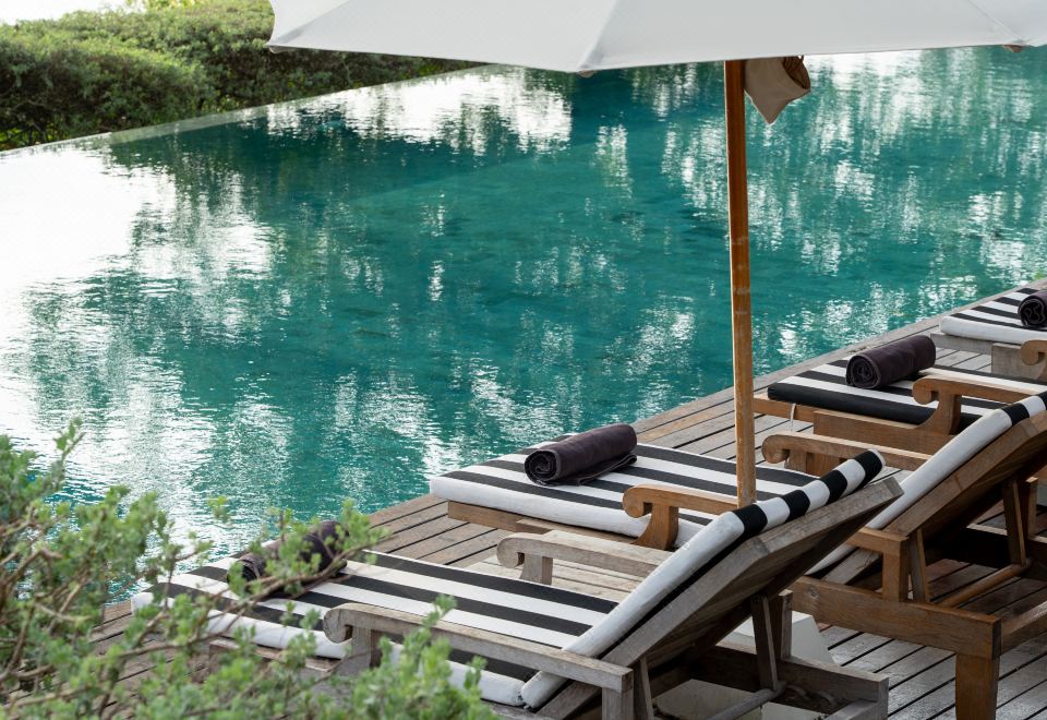 케이프 쿠두 호텔의 아름다운 인피니티 풀 전경