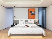 卡爾頓·星越丨觀白雲山景屹設計之都飯店（廣州黃邊地鐵安華滙店） 江夏附近的飯店