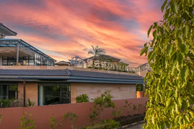 望雲軒溫泉民宿(騰沖世紀城店) 鄰近華僑城·祕境森林樂園的酒店