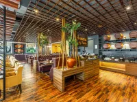 Sterling Palm Bliss Wellness Resort, Rishikesh リシケーシュのホテル