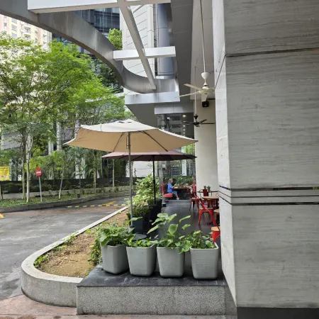 Binjai 8 Premium Soho by Begonia Отели рядом с достопримечательностью «Конгресс-центр The Intermark»