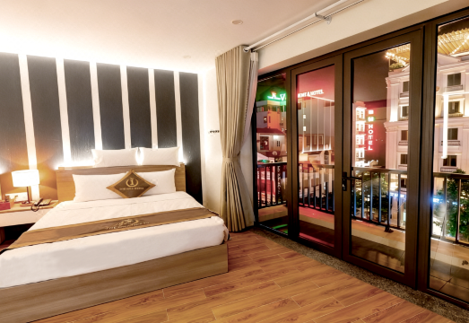 The One Hotel 주변 거리 풍경