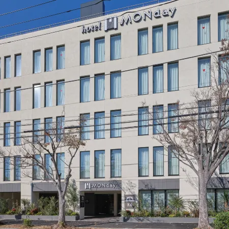 Premium hotel MONday MAIHAMA View 1 Отели рядом с достопримечательностью «Станция Bayside »