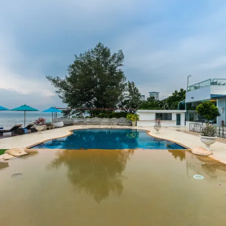 My Vimarn Hua Hin Отели рядом с достопримечательностью «Као-Такиаб»