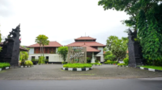 Grand Whiz Hotel Nusa Dua Bali Hotel berhampiran NPCC