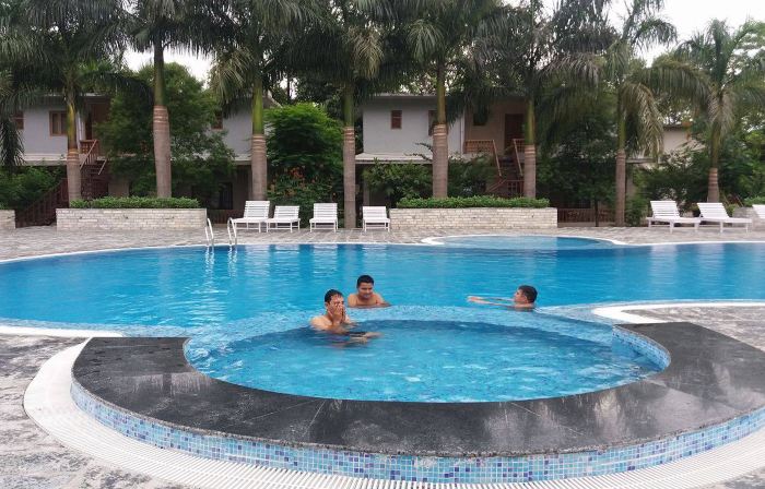 Chitwan Paradise Hotel