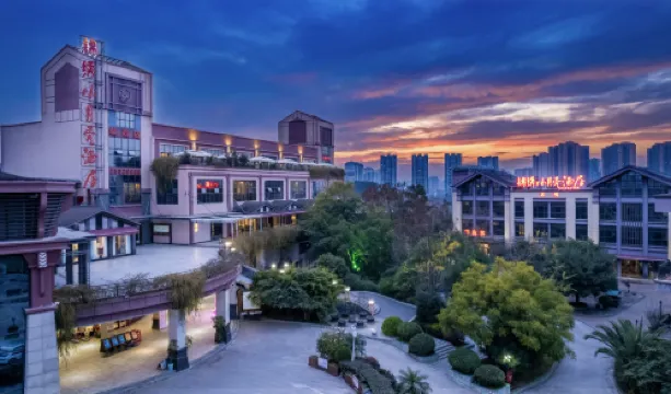 Lezhi Little Shell Hotel