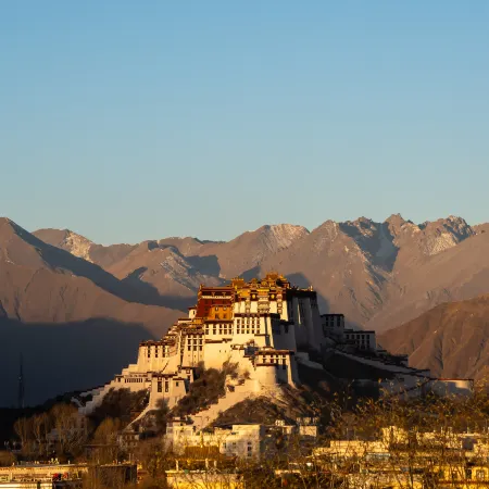 Wanda Moments Hotel Lhasa Jokhang Temple Branch