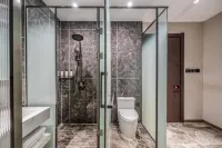 Dingbian Tianbao Hotel