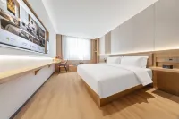 Lanxi Yunjin Borui Hotel (Chuangye Avenue Rainbow City) - Esports