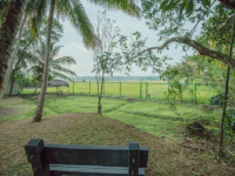 Airport Serenity Villa Hotels in Gampaha