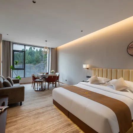 HUAYI INTERNATIONAL HOTEL