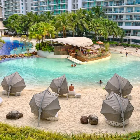 Azure Staycation Near NAIA Airport - 1BR Pool View