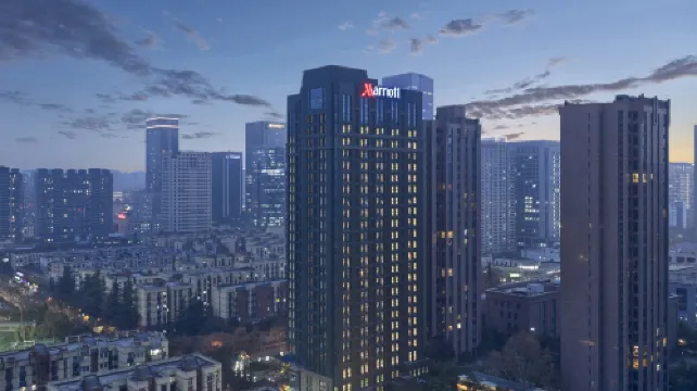 the Fairway Place, Xi'an - Marriott Executive Apartments