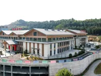 有機會展中心酒店 Hotels in Xichong