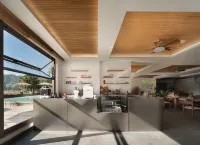 The 180° Stone Lake Courtyard By the Golden Pagoda - bar