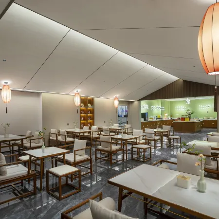 Moshang Qingju Hotel (Tianjin Station Jinwan Square)